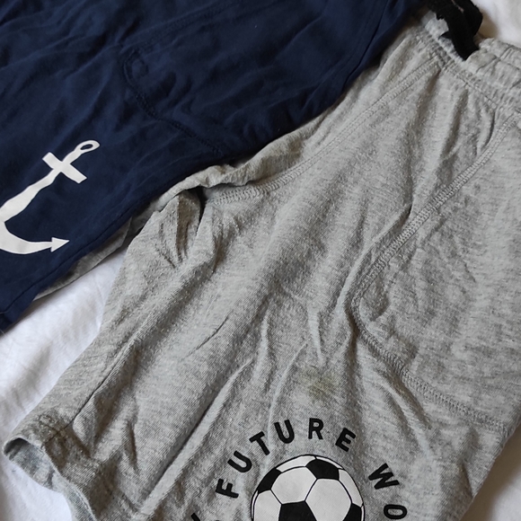 H&M boys shorts - Picture 3 of 4